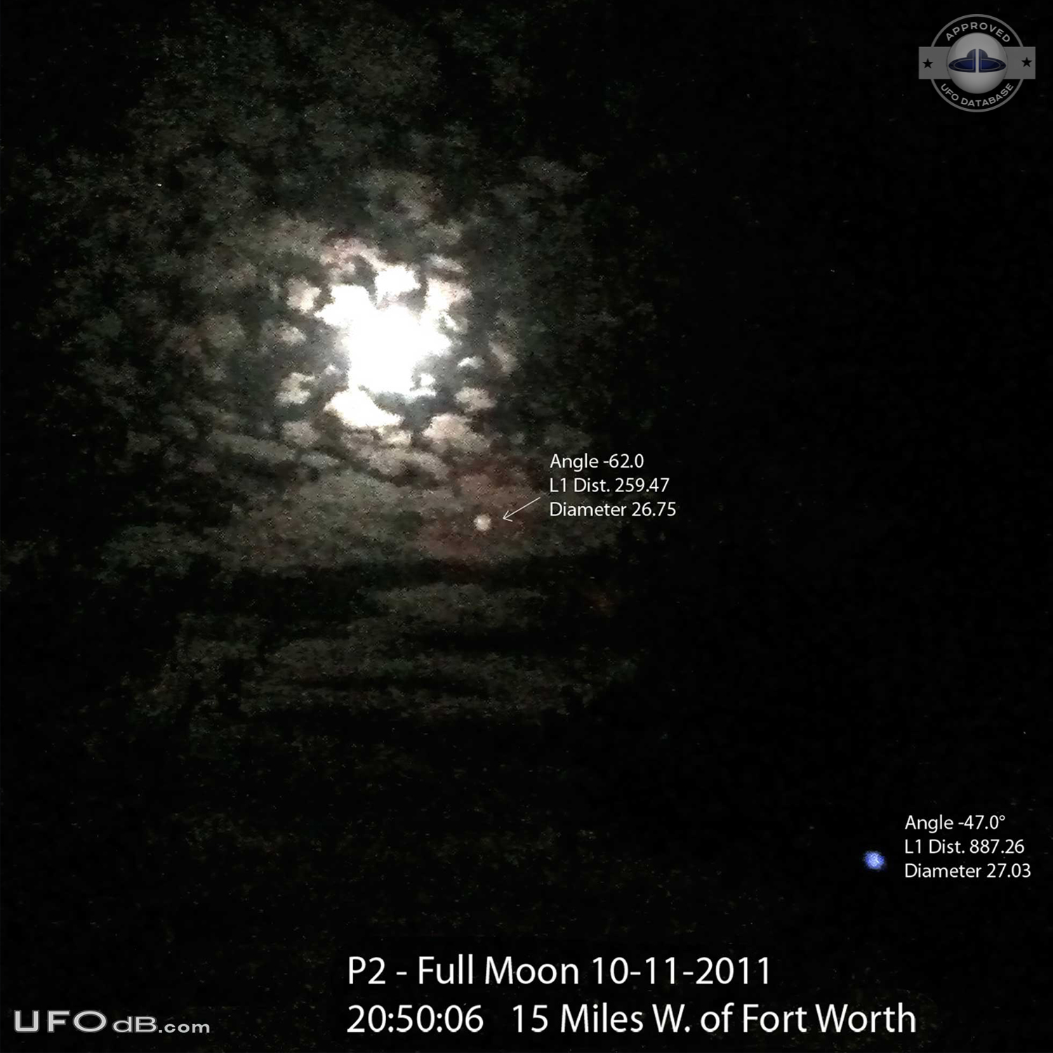 Unusual UFO caught on pictures over the Joint Reserve Base in Texas UFO Picture #373-1
