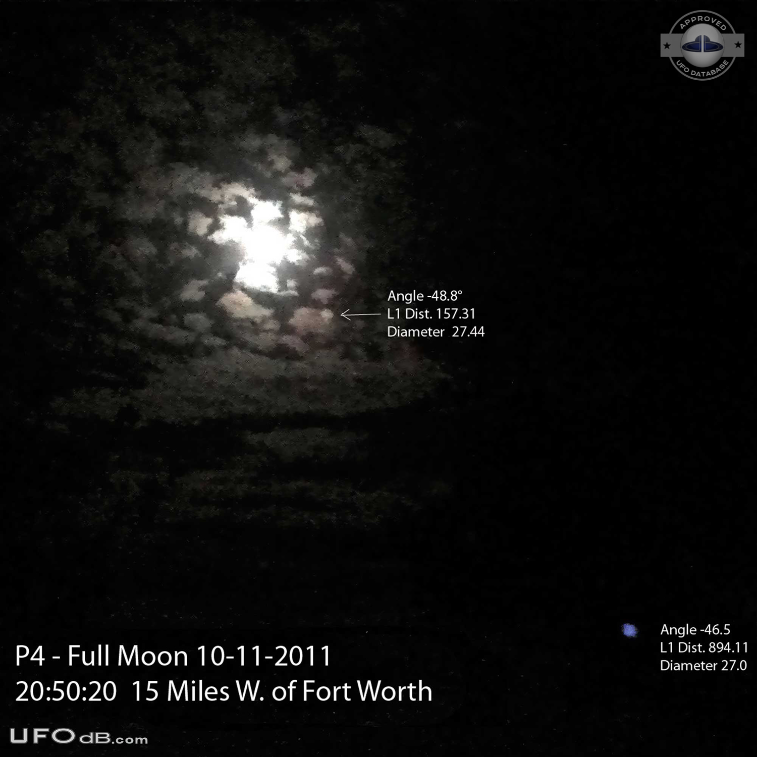 Unusual UFO caught on pictures over the Joint Reserve Base in Texas UFO Picture #373-3