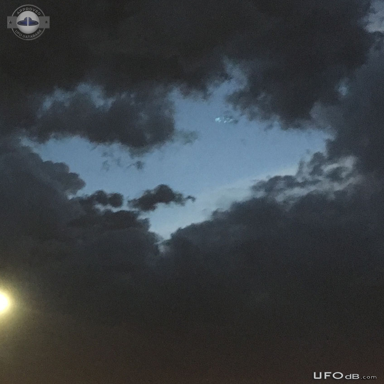 Photo during storm get saucer UFO in cloud hole Phoenix Arizona USA 20 UFO Picture #814-6